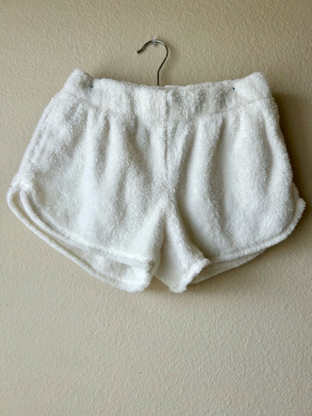Aerie White Fuzzy Lounge Shorts XSmall - Picture 11 of 11